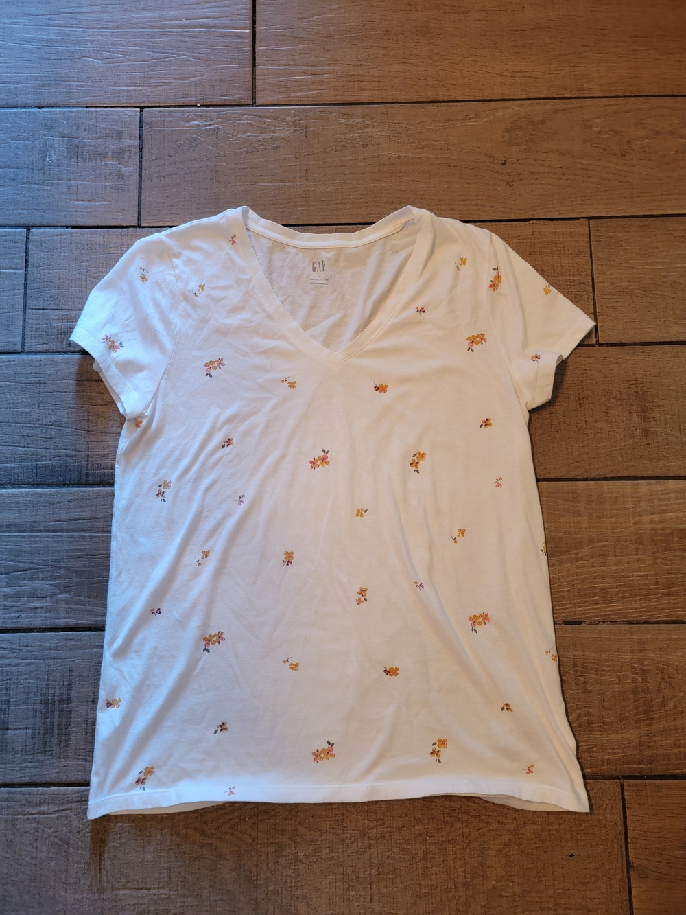 GAP White V-Neck Tee with Tiny Yellow & Orange Floral Sprigs